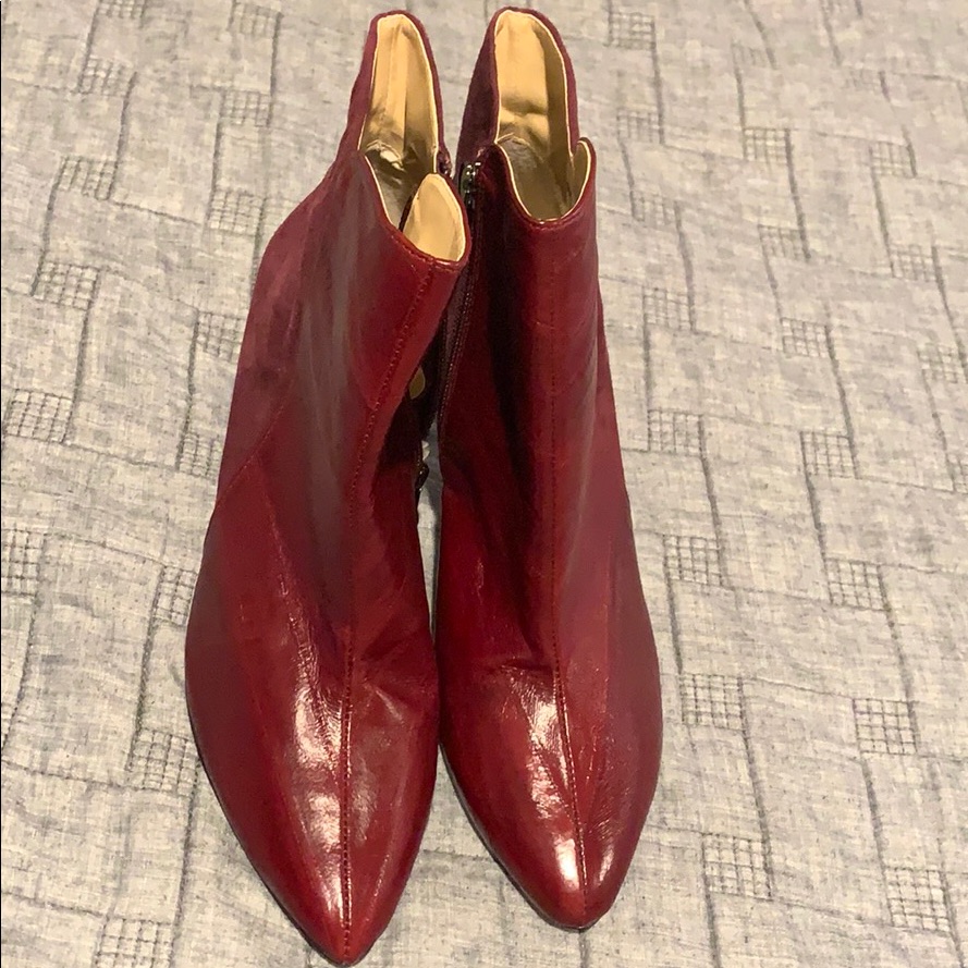 Maroon Eel Booties